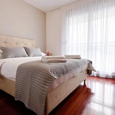 Luxury Judita Brand New Redecorated 2024 아파트 *